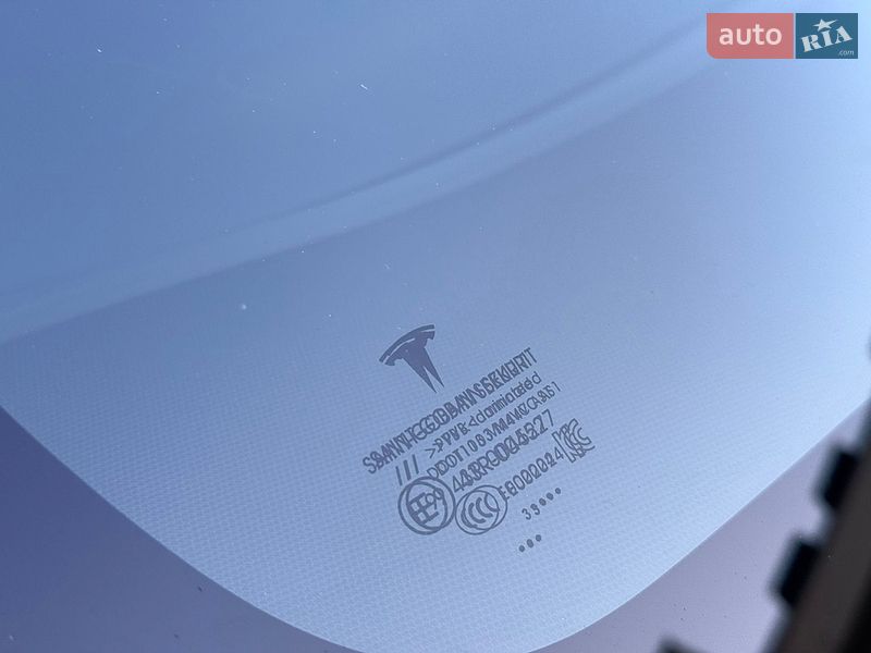 Внедорожник / Кроссовер Tesla Model Y 2021 в Львове