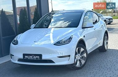 Внедорожник / Кроссовер Tesla Model Y 2023 в Ивано-Франковске