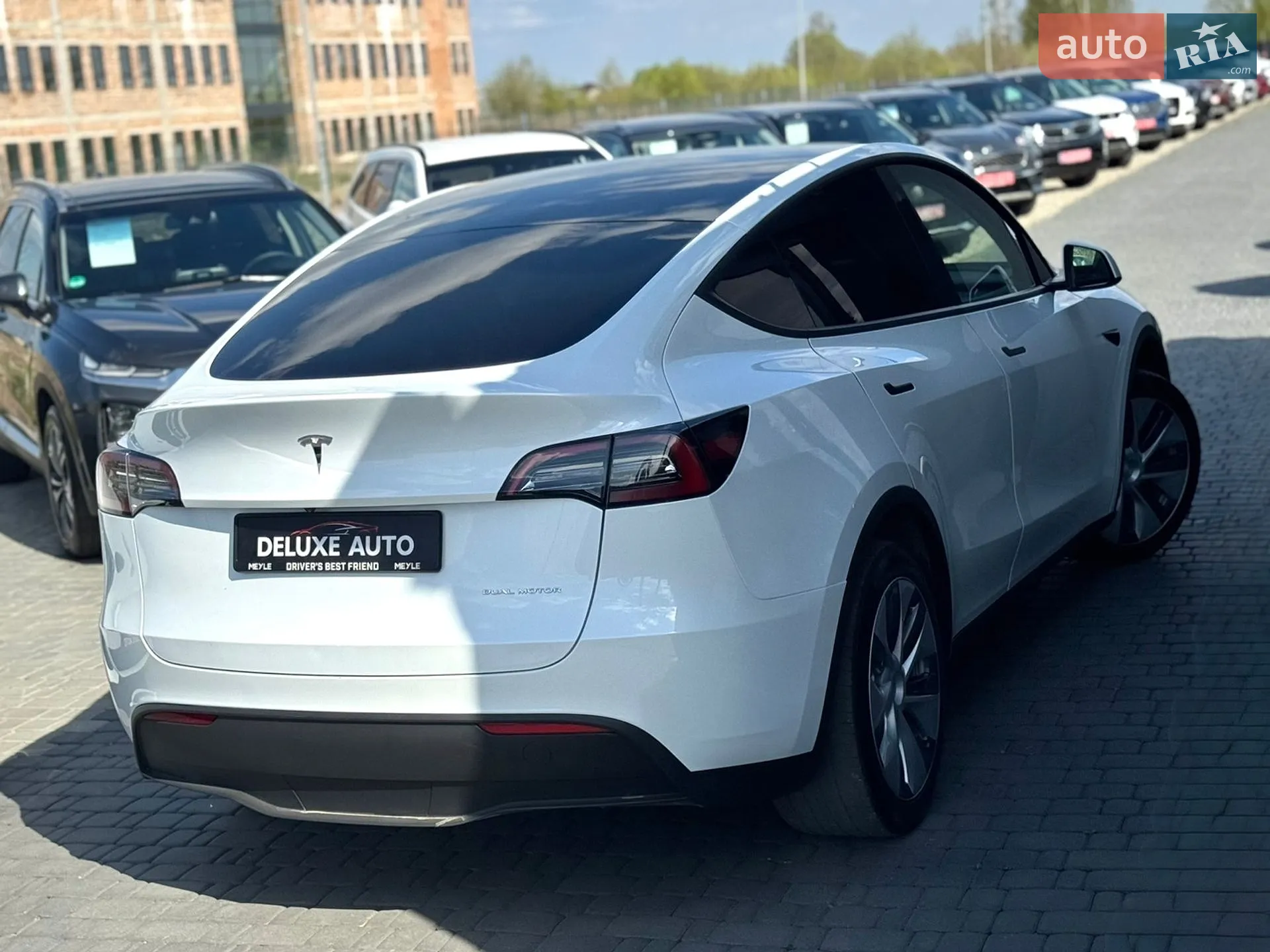 2023 Tesla Model Y - мініатюра 10