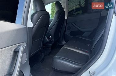 Внедорожник / Кроссовер Tesla Model Y 2023 в Ивано-Франковске