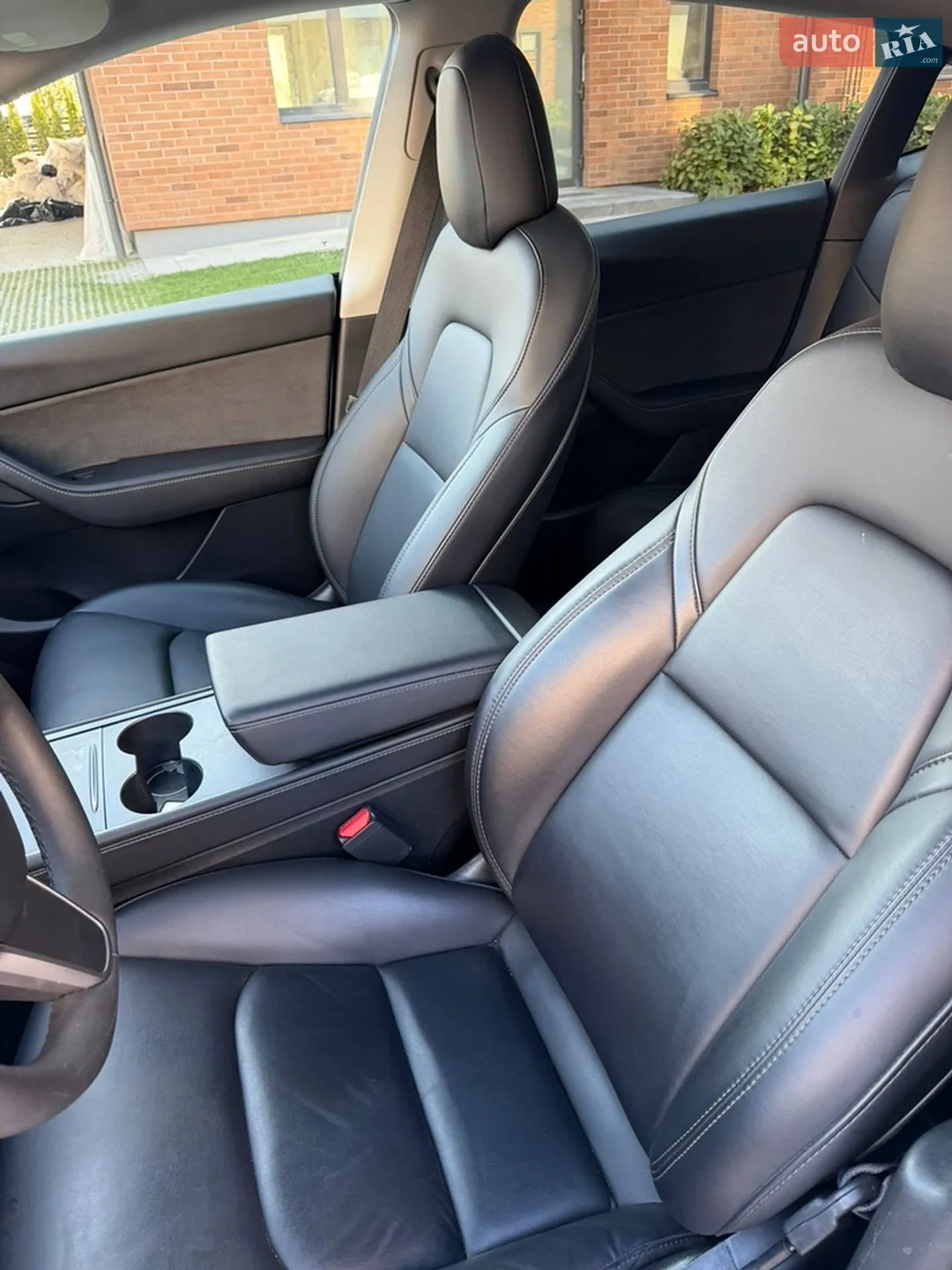 2022 Tesla Model Y - мініатюра 9