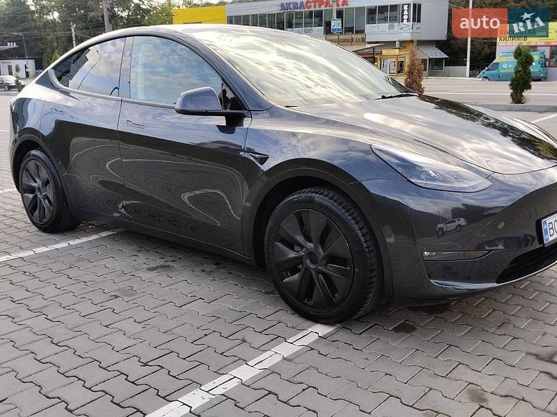 Внедорожник / Кроссовер Tesla Model Y 2024 в Львове