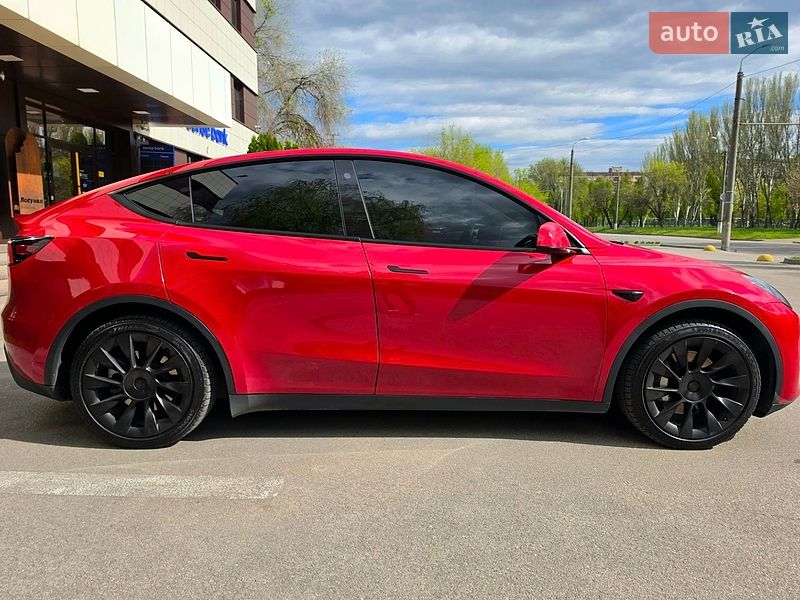 Позашляховик / Кросовер Tesla Model Y 2022 в Дніпрі