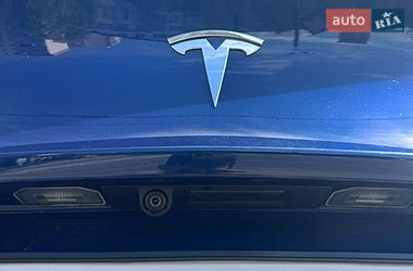 Позашляховик / Кросовер Tesla Model Y 2023 в Івано-Франківську