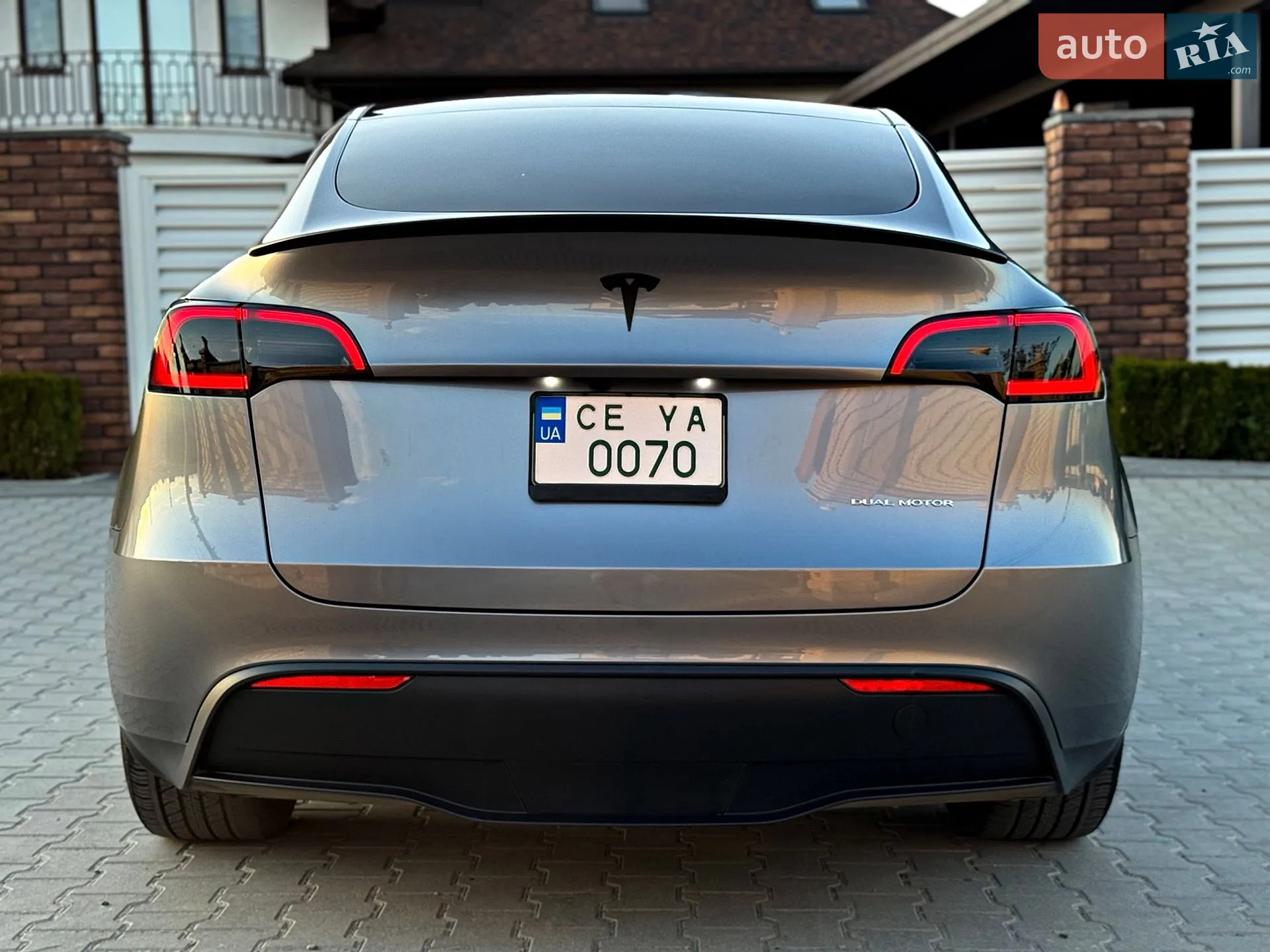 2024 Tesla Model Y - мініатюра 16