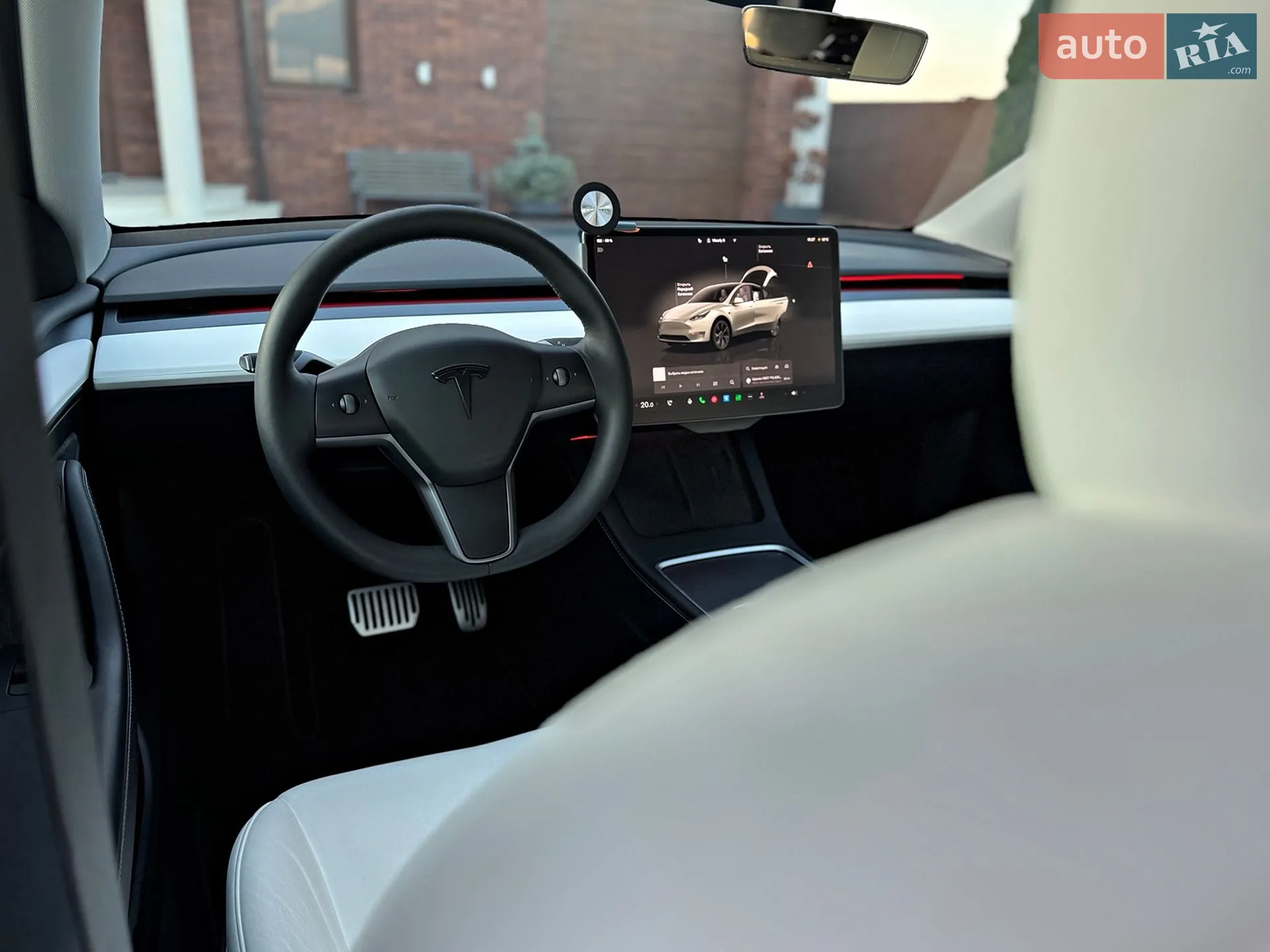 2024 Tesla Model Y - мініатюра 27