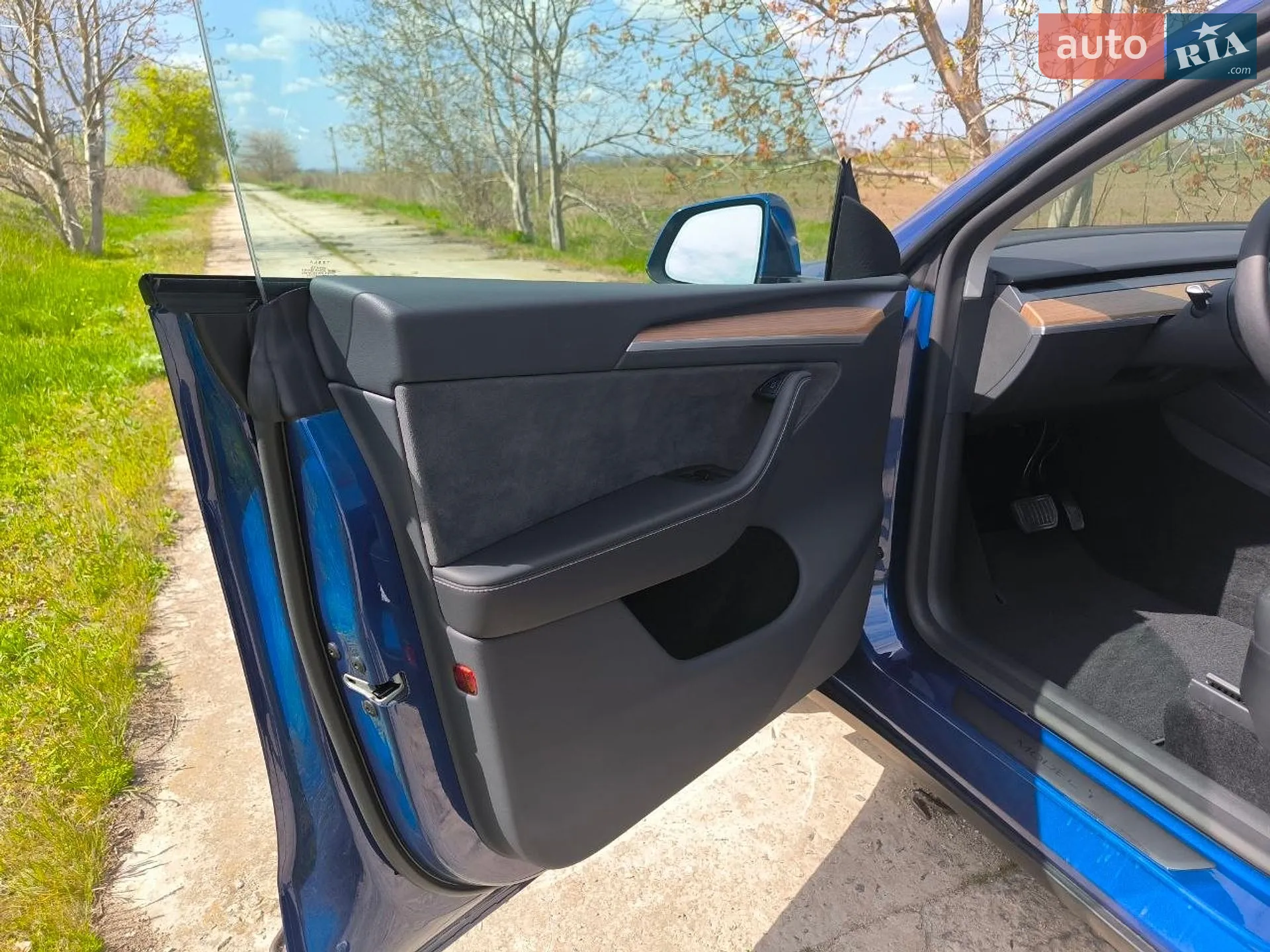 2024 Tesla Model Y - мініатюра 7