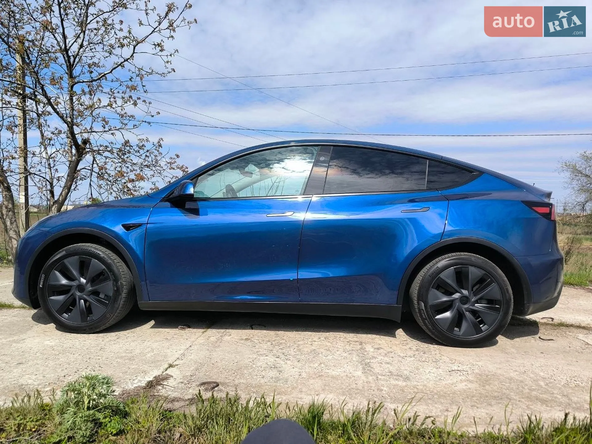2024 Tesla Model Y - мініатюра 8
