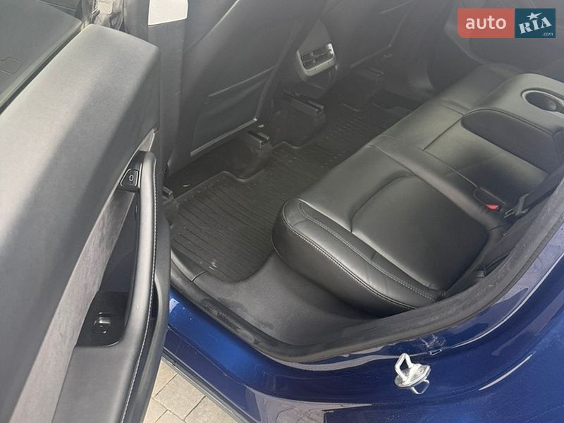 Внедорожник / Кроссовер Tesla Model Y 2020 в Городке