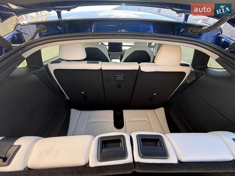 Внедорожник / Кроссовер Tesla Model Y 2023 в Львове