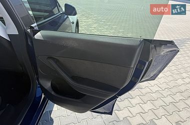 Внедорожник / Кроссовер Tesla Model Y 2023 в Львове