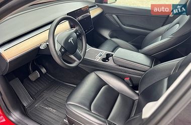 Внедорожник / Кроссовер Tesla Model Y 2021 в Львове