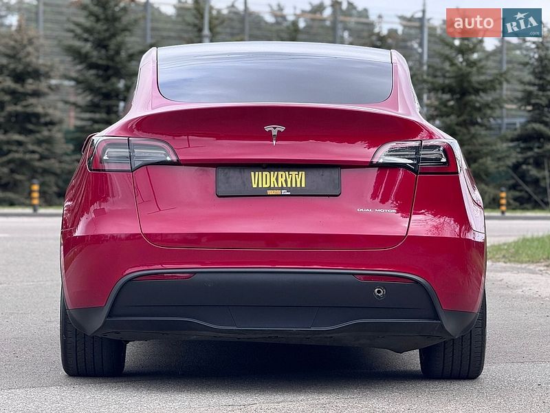 Позашляховик / Кросовер Tesla Model Y 2023 в Києві