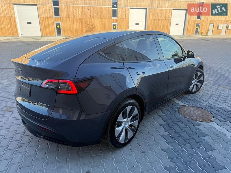 Внедорожник / Кроссовер Tesla Model Y 2022 в Львове