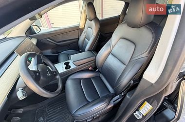 Внедорожник / Кроссовер Tesla Model Y 2022 в Львове