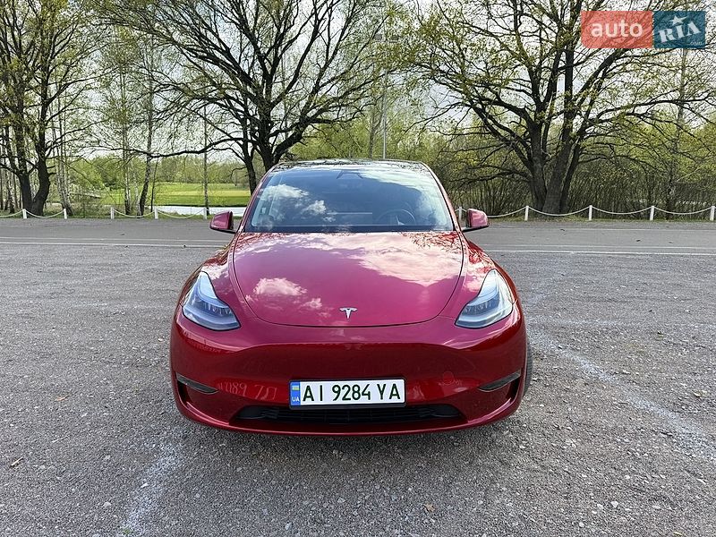 Позашляховик / Кросовер Tesla Model Y 2024 в Києві