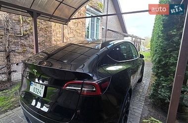 Внедорожник / Кроссовер Tesla Model Y 2021 в Киеве