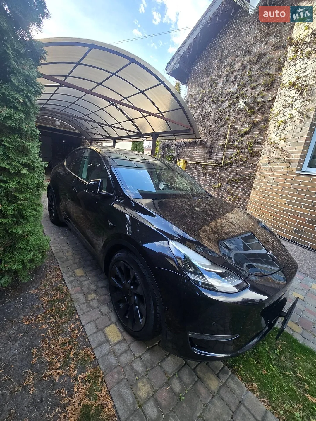 2021 Tesla Model Y - мініатюра 3
