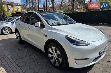 Внедорожник / Кроссовер Tesla Model Y 2023 в Киеве
