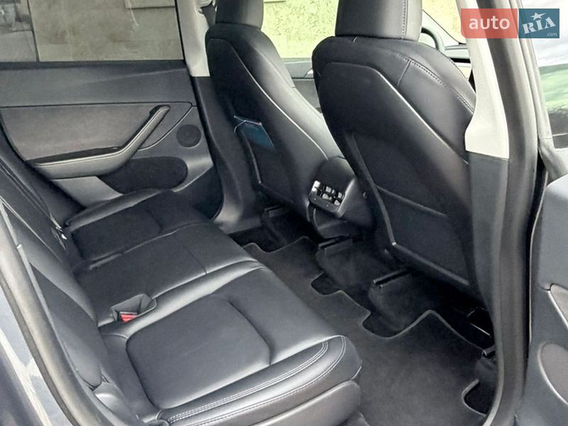 Внедорожник / Кроссовер Tesla Model Y 2023 в Одессе