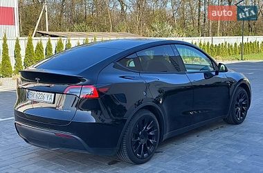 Внедорожник / Кроссовер Tesla Model Y 2021 в Луцке