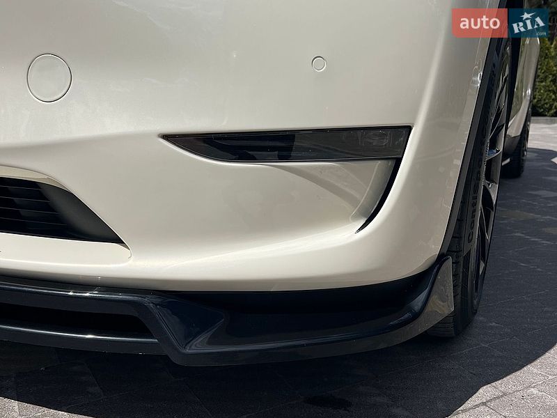 Внедорожник / Кроссовер Tesla Model Y 2022 в Трускавце