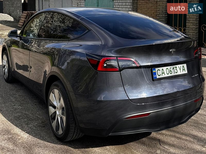 Внедорожник / Кроссовер Tesla Model Y 2023 в Черкассах