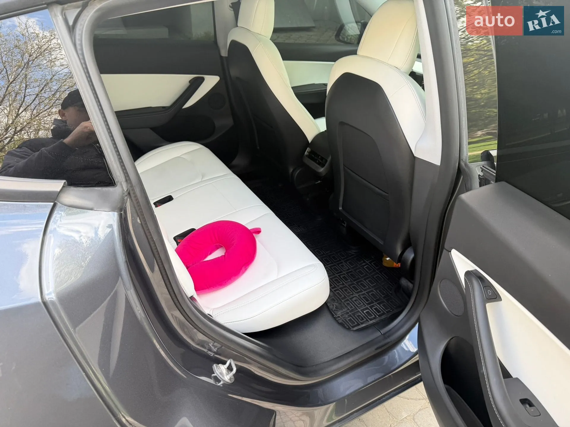 2021 Tesla Model Y - мініатюра 9