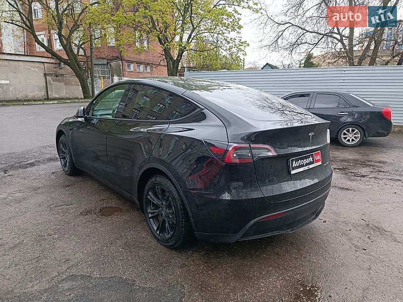 Внедорожник / Кроссовер Tesla Model Y 2022 в Харькове