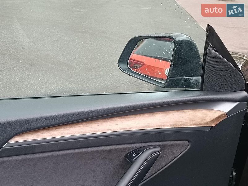 Внедорожник / Кроссовер Tesla Model Y 2022 в Харькове