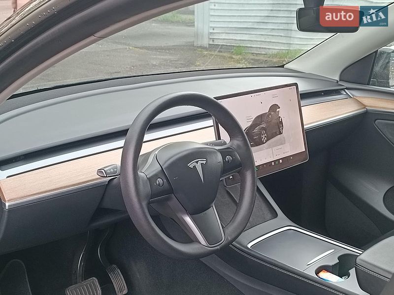Внедорожник / Кроссовер Tesla Model Y 2022 в Харькове