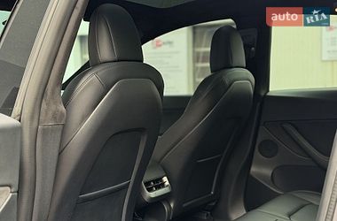 Внедорожник / Кроссовер Tesla Model Y 2022 в Киеве