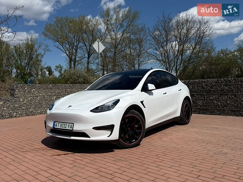 Позашляховик / Кросовер Tesla Model Y 2020 в Івано-Франківську