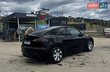 Внедорожник / Кроссовер Tesla Model Y 2023 в Ивано-Франковске