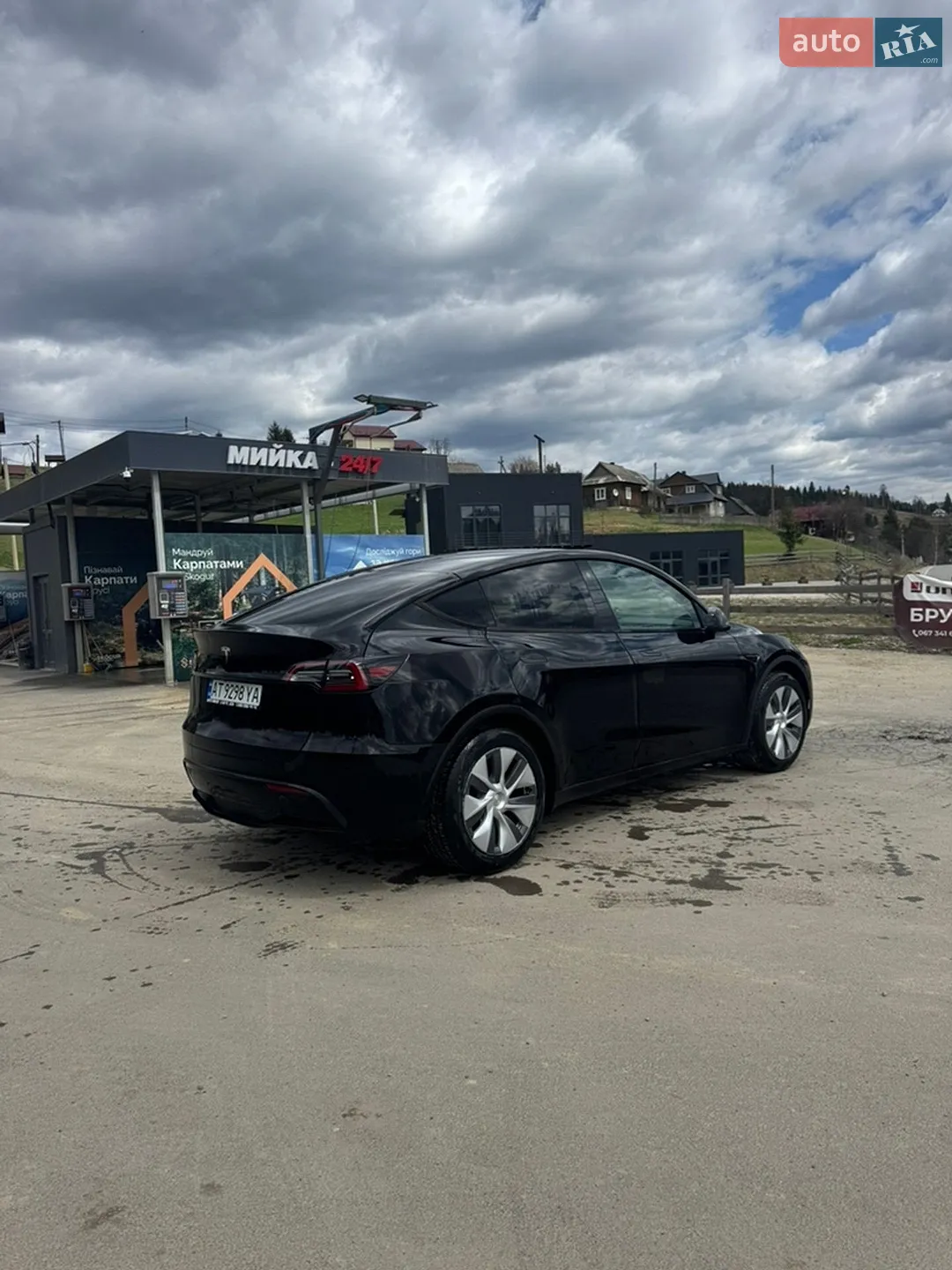 2023 Tesla Model Y - мініатюра 4