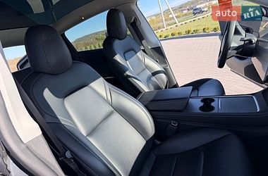 Внедорожник / Кроссовер Tesla Model Y 2021 в Золочеве