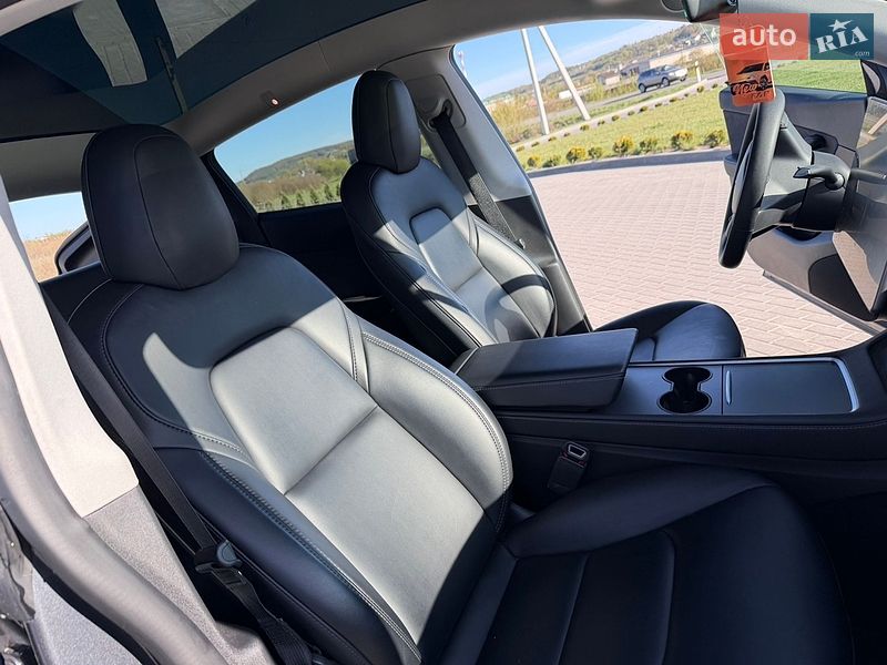 Внедорожник / Кроссовер Tesla Model Y 2021 в Золочеве
