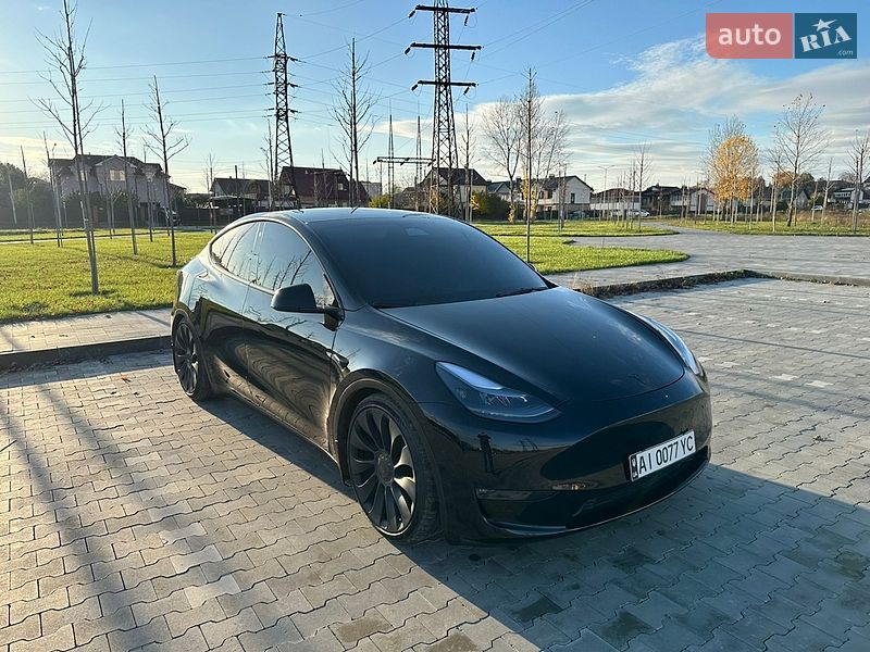 Внедорожник / Кроссовер Tesla Model Y 2022 в Киеве