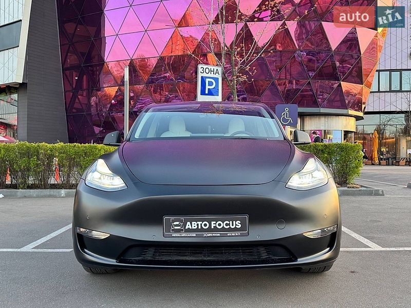 Позашляховик / Кросовер Tesla Model Y 2022 в Києві