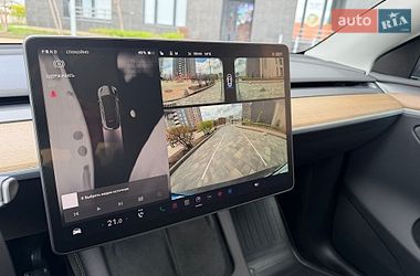Внедорожник / Кроссовер Tesla Model Y 2024 в Киеве