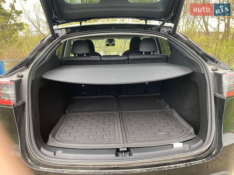 Внедорожник / Кроссовер Tesla Model Y 2024 в Тетиеве