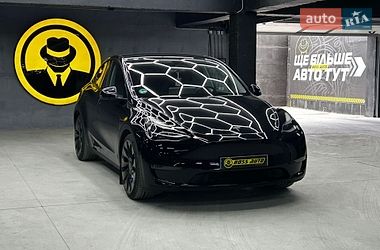 Внедорожник / Кроссовер Tesla Model Y 2023 в Черновцах