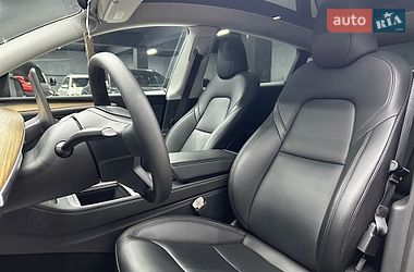 Внедорожник / Кроссовер Tesla Model Y 2023 в Черновцах