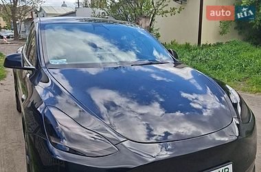 Внедорожник / Кроссовер Tesla Model Y 2021 в Львове