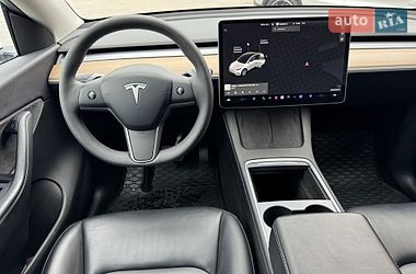 Внедорожник / Кроссовер Tesla Model Y 2021 в Кременчуге