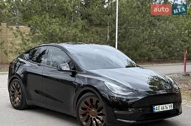 Внедорожник / Кроссовер Tesla Model Y 2023 в Днепре