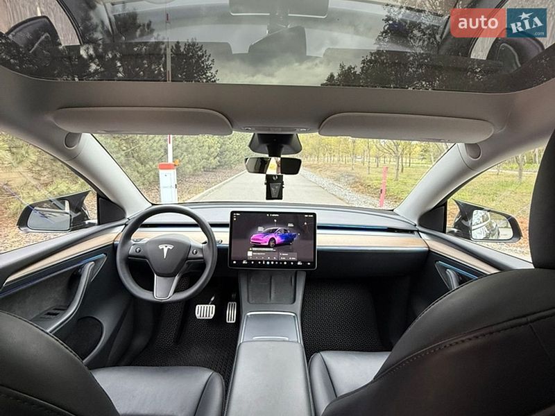 Внедорожник / Кроссовер Tesla Model Y 2023 в Днепре