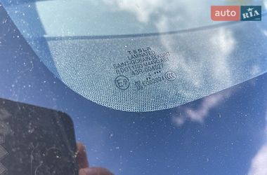 Позашляховик / Кросовер Tesla Model Y 2024 в Києві