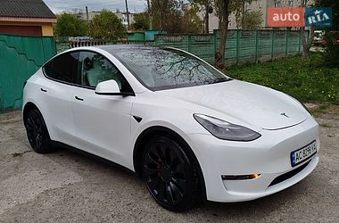 Внедорожник / Кроссовер Tesla Model Y 2022 в Луцке