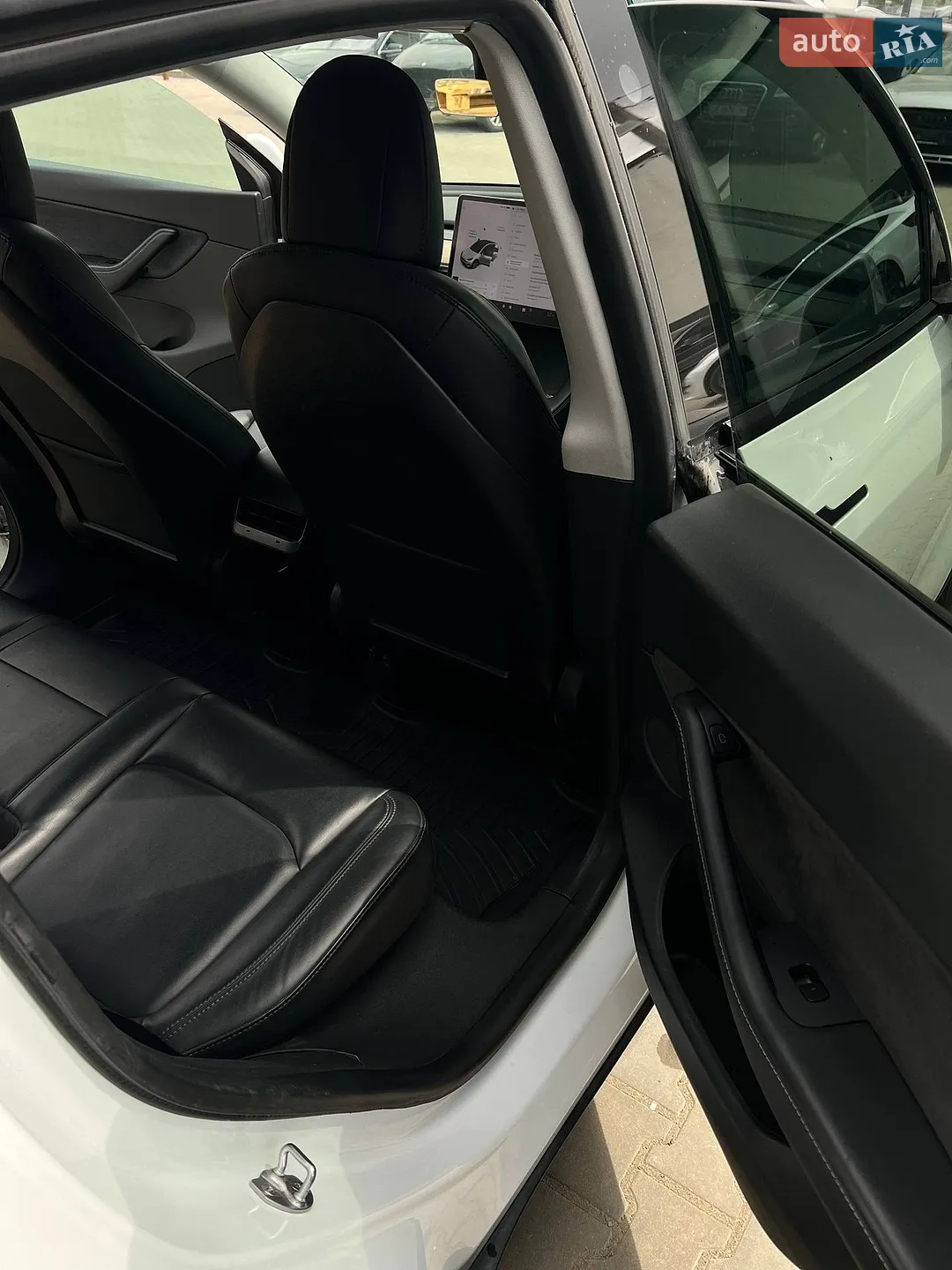 2021 Tesla Model Y - мініатюра 4